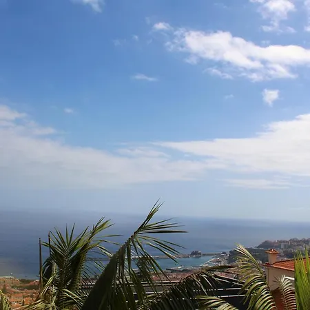 Funcho - House With Fantastic Bay And Ocean Views