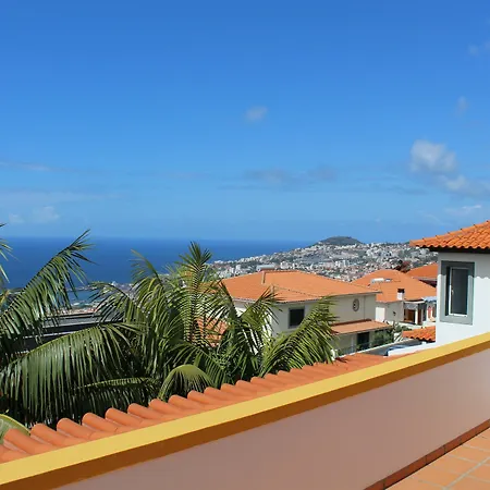 Funcho - House With Fantastic Bay And Ocean Views Casa de Férias